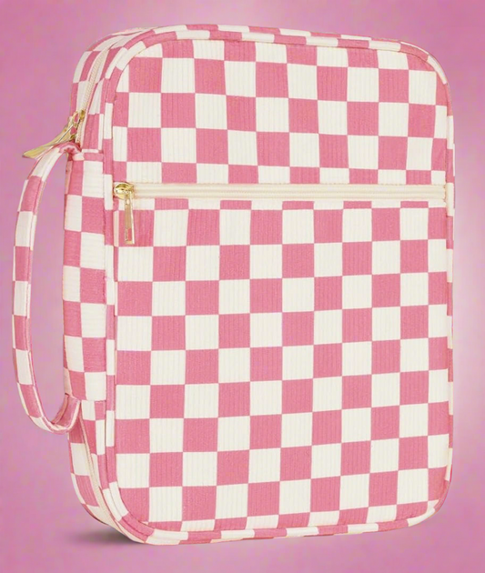 Pretty in Prayer – Pink Checkered Bible Case